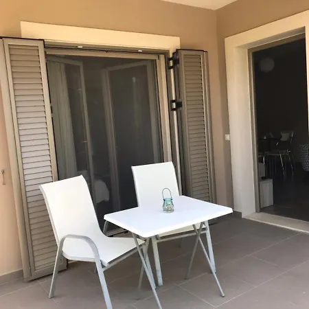 D'Angelo Apartments *
