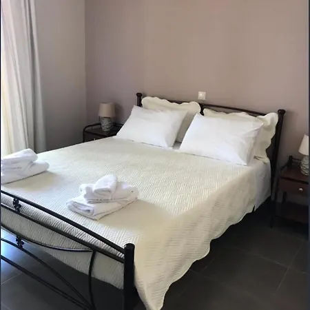 D'Angelo Apartments Apartament *