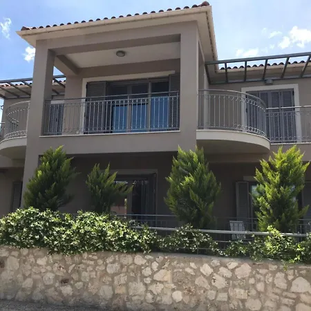 D'Angelo Apartments * Karavomylos